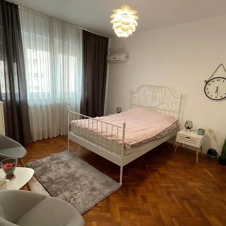 Apartment Old Town In The Center Of Bucharest